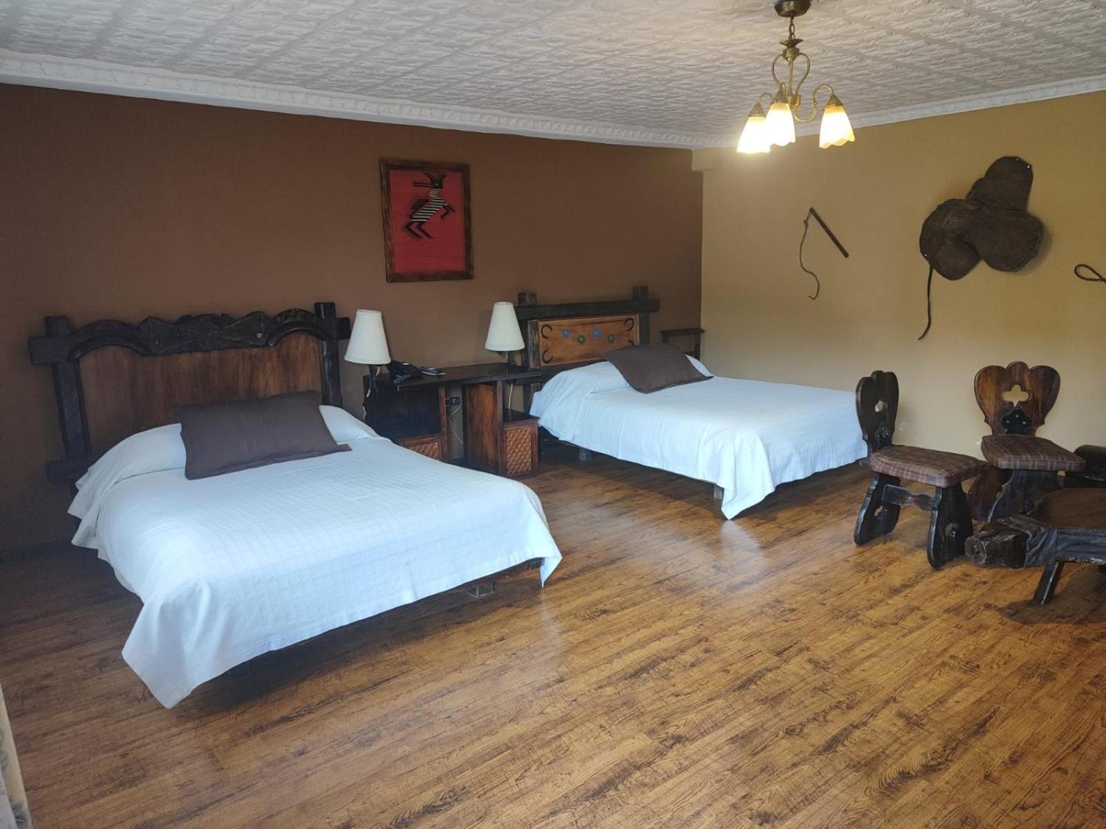 Rumipamba De Rosas Hotel 4*