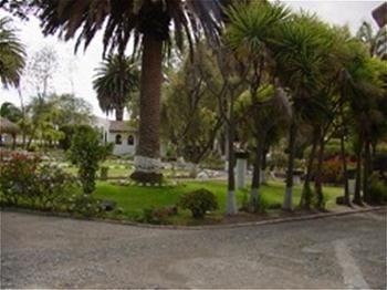 Hotel Rumipamba De Rosas