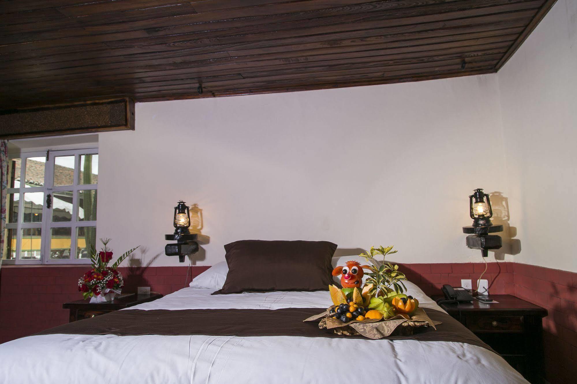 Hotel Rumipamba De Rosas
