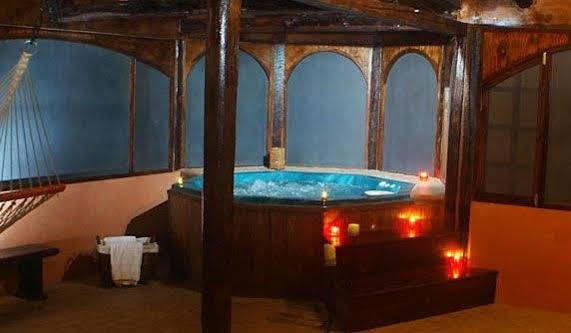Rumipamba De Rosas Hotel